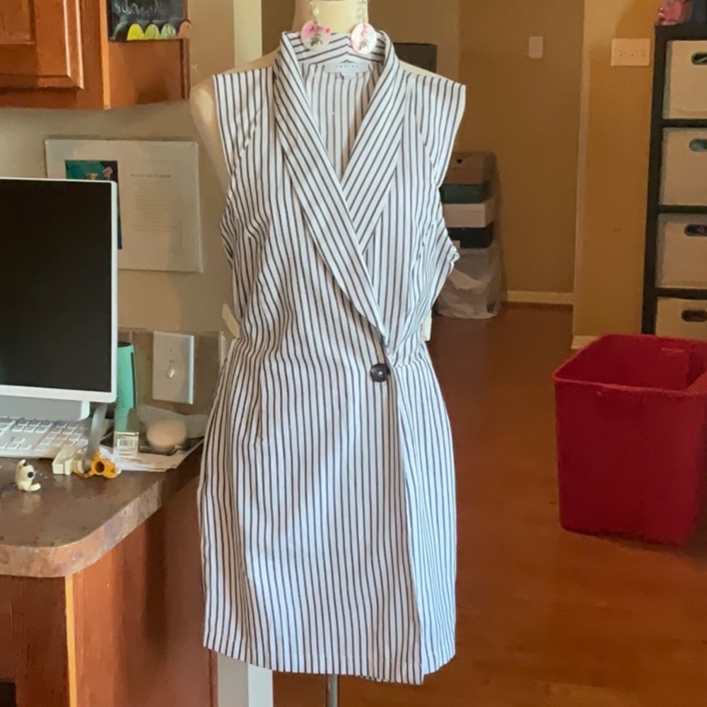 NWOT FAVLUX Fashions Black and White Pinstripe Wrap Romper Size L